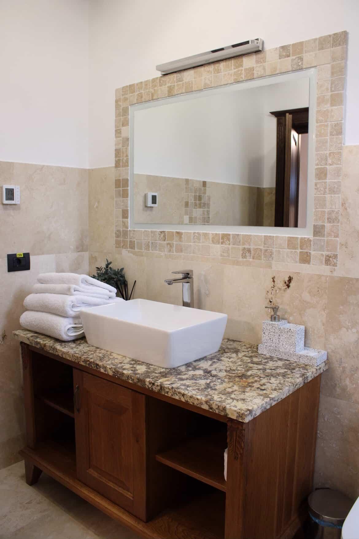 Din zona pensiunii - 1