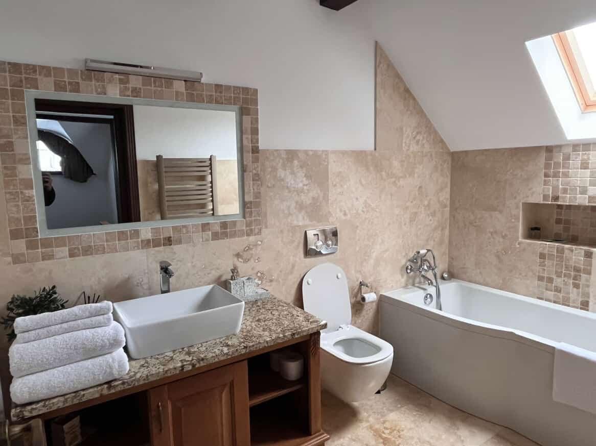 Din zona pensiunii - 1