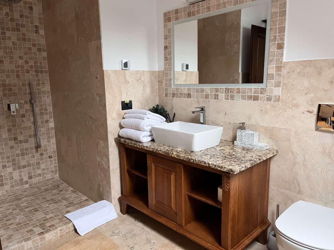 Din zona pensiunii - 1