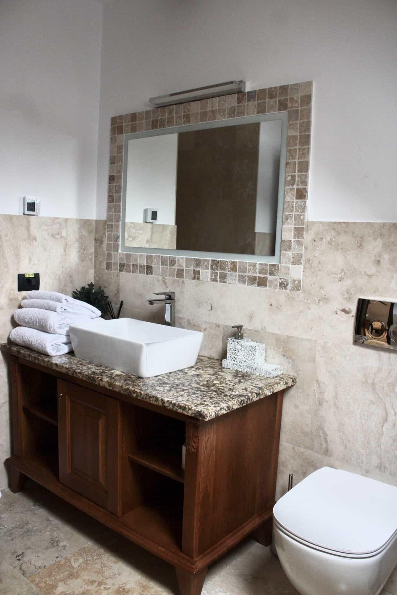 Din zona pensiunii - 1